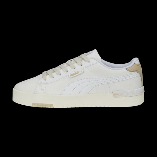 Jada Renew Better, Sneaker Dam