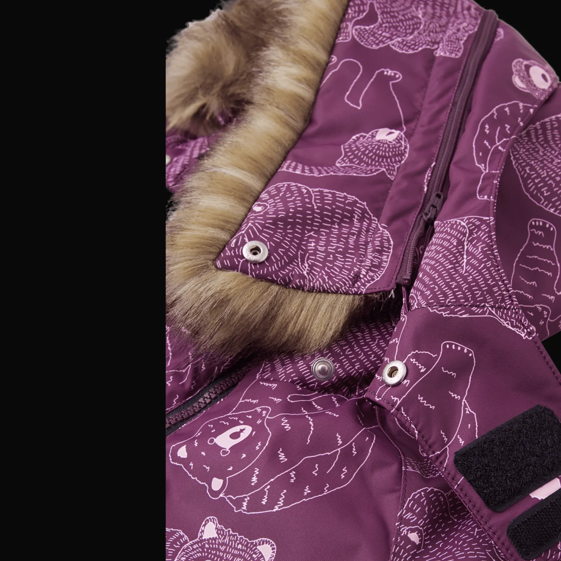 Krossfjorden, Overall Barn