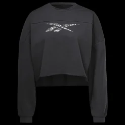 Modern Safari Coverup, Troja Dam