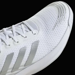 Novaflight, Hallsko, Dam