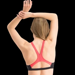 Threefold Two Pieces, Bikini Dam