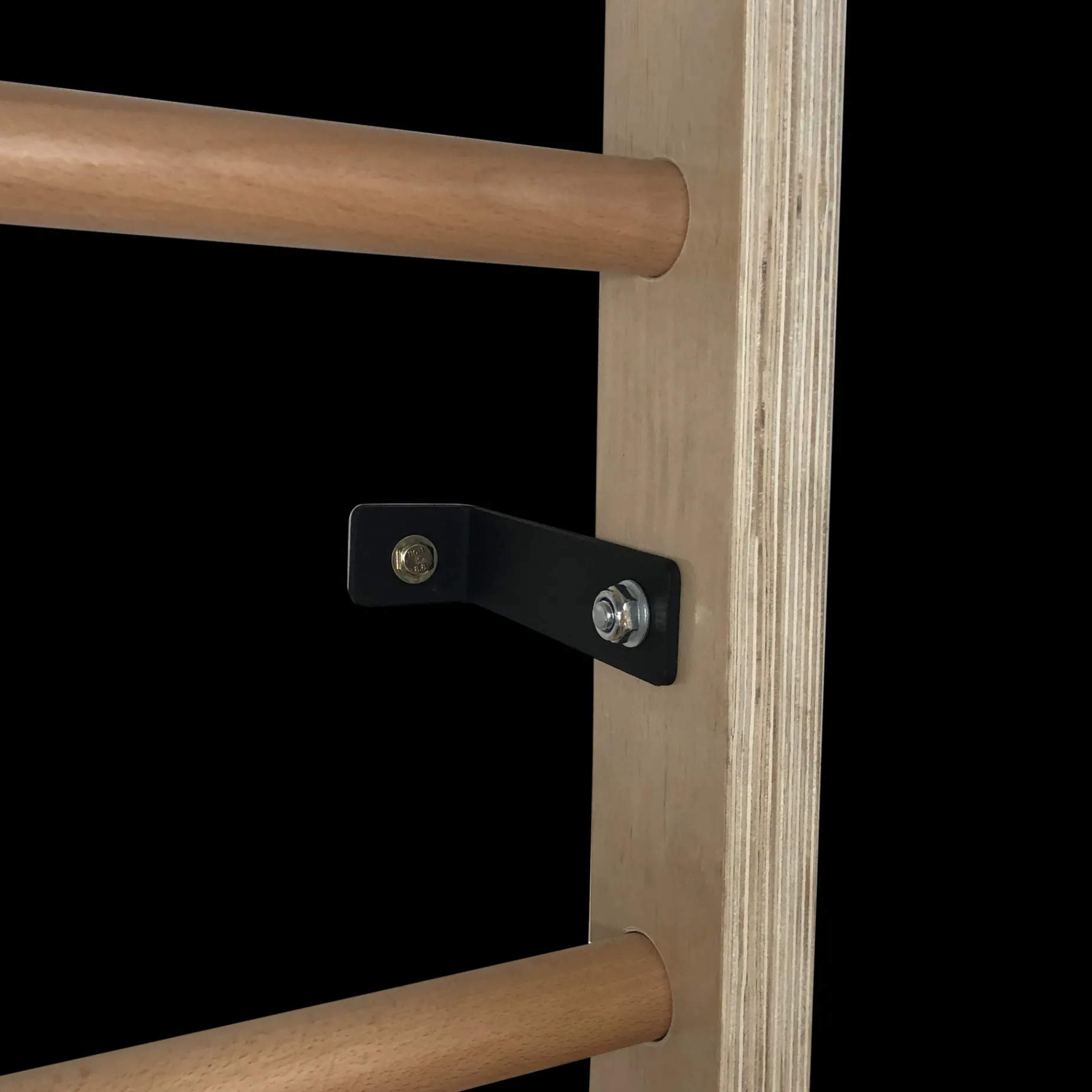 Titan Life - Wall Bar, Ribbvagg